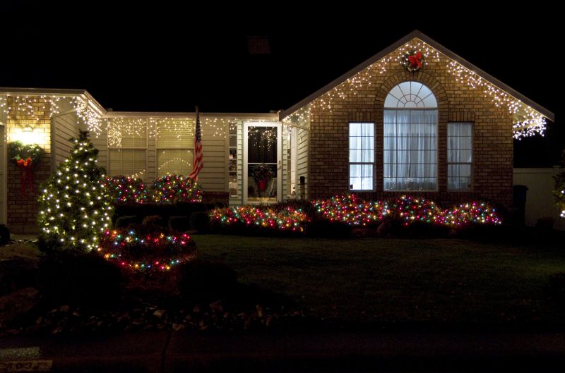 Holiday Lights Installation in Olathe, KS