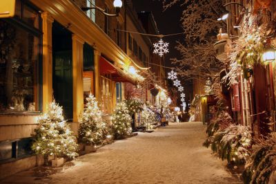 Seasonal Lights Installation in Kansas City, KS